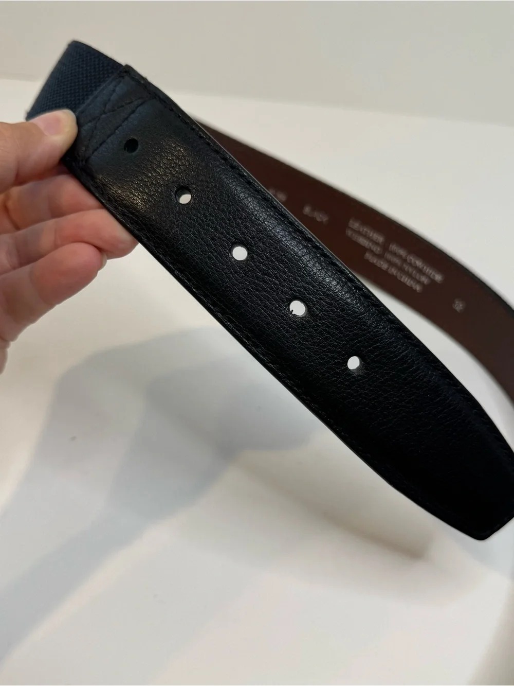 Carhartt Mens Belt 32 Black Cowhide Genuine leather and nylon silver tone buckle